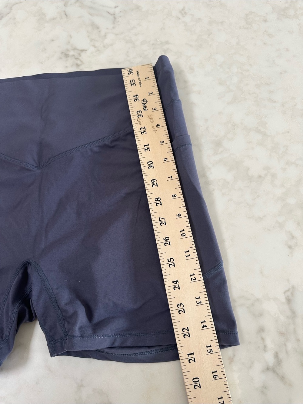Halara UltraSculpt™ High Waisted Scrunch Butt Lifting Shorts. Size M/L - Picture 4 of 8